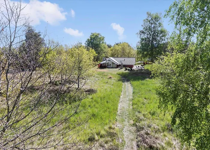 1459-aakirkeby-strandlokken-7 *